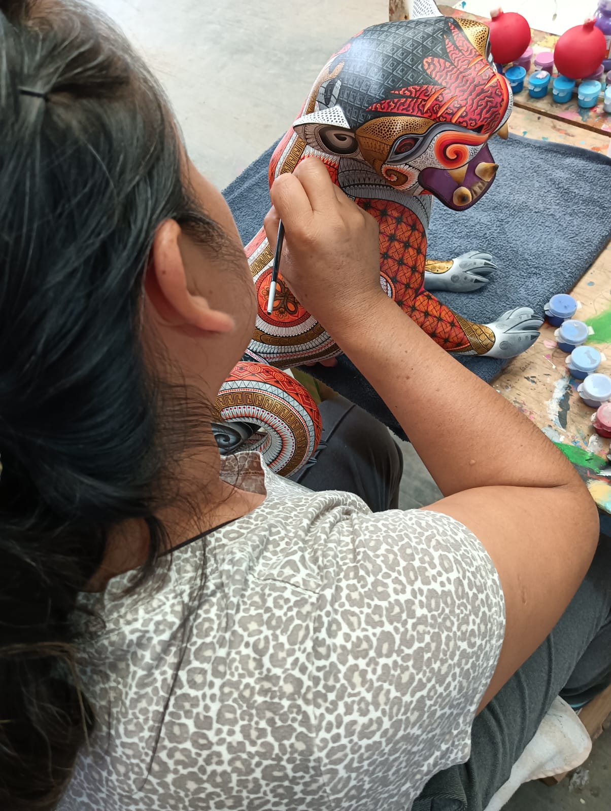 Artistas trabajando